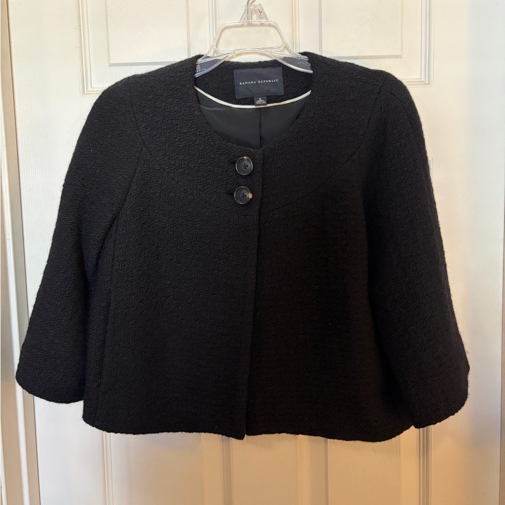 Banana Republic Women's Black Cropped Cape Jacket - size 6